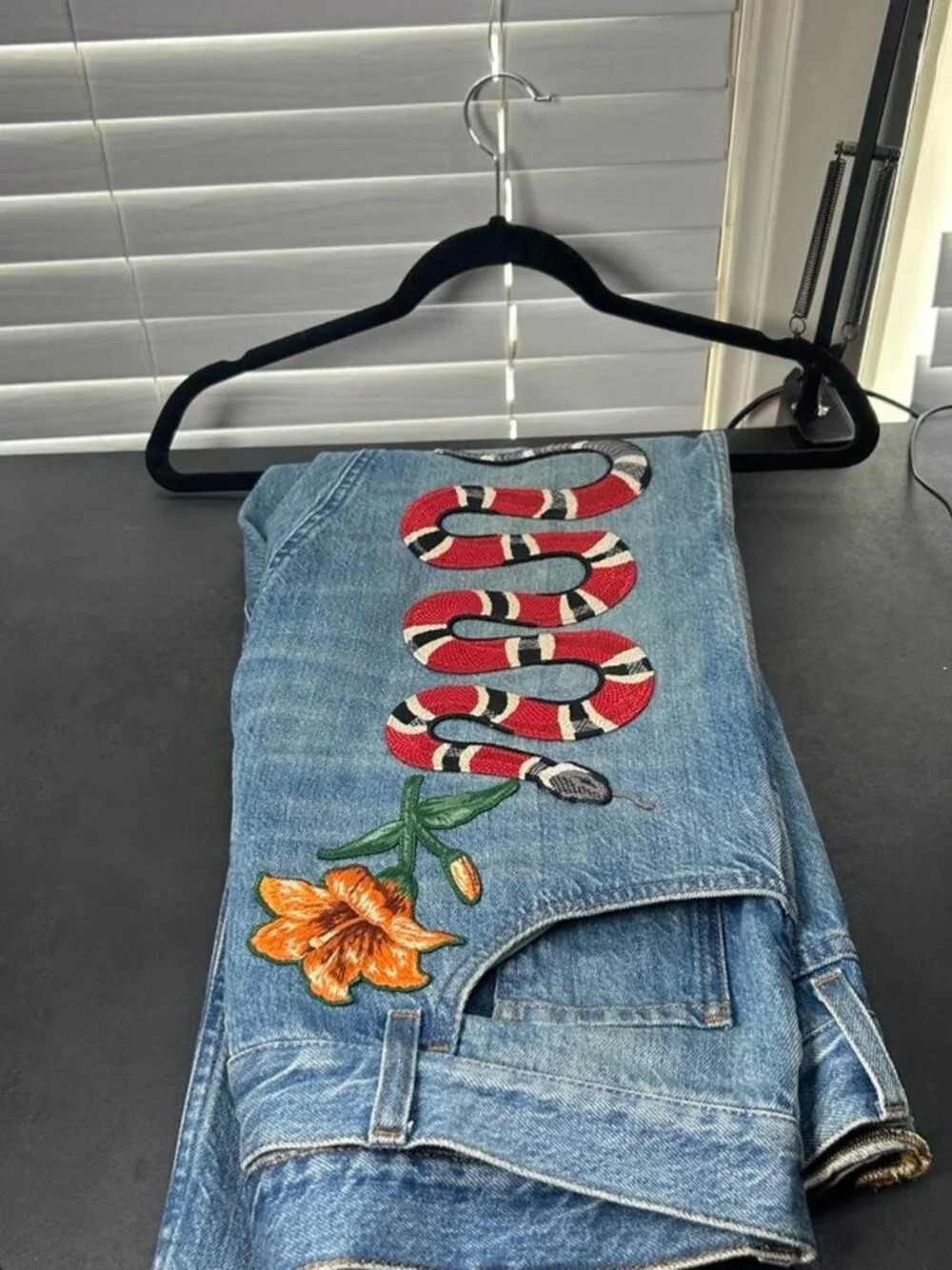Gucci men embroidered